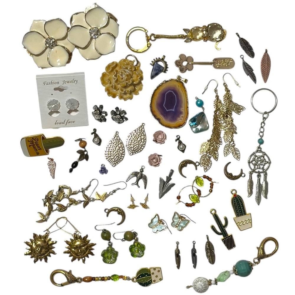 Estate Jewelry Bundle Assortment Earring Keychain Pendant Charm Bracelet Pin 42